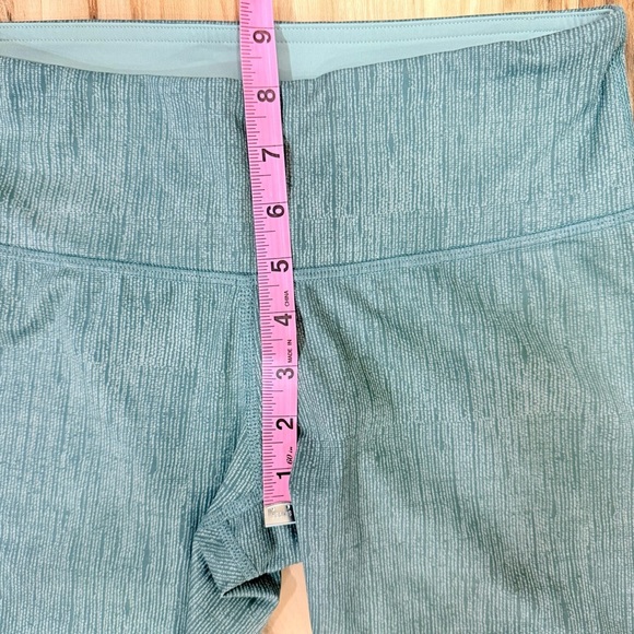 Lululemon Wunder Under Pant *Full-On Luxtreme, Size 6 - Picture 7 of 8